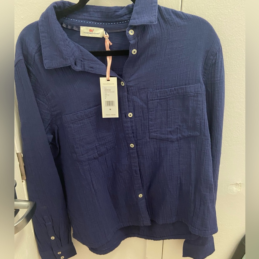 Vineyard vines button down top